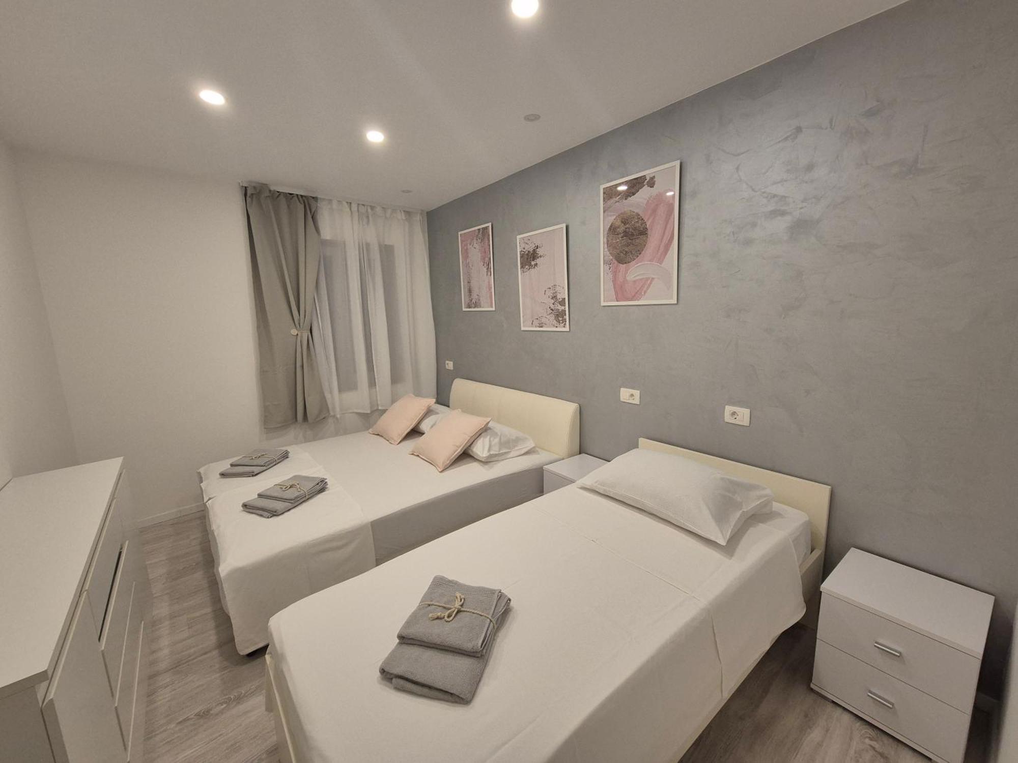 Apartment Rika Omis Ngoại thất bức ảnh