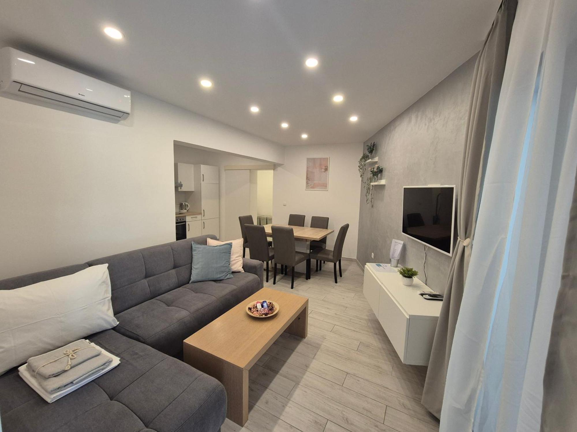 Apartment Rika Omis Ngoại thất bức ảnh