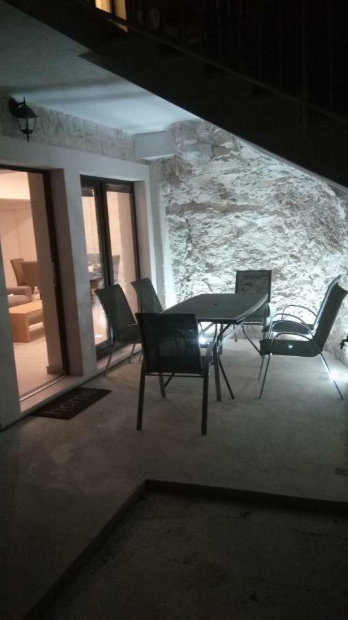 Apartment Rika Omis Ngoại thất bức ảnh